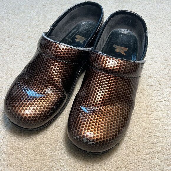 Dansko Bronze Slip On Clogs Size 38 - Picture 4 of 7